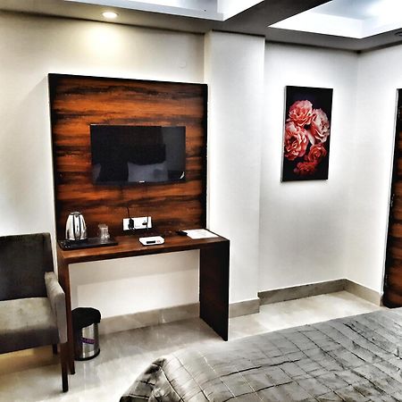 Airport Hotel Delhi Aerocity, 15 Mins Yashobhoomi New Delhi Exteriör bild