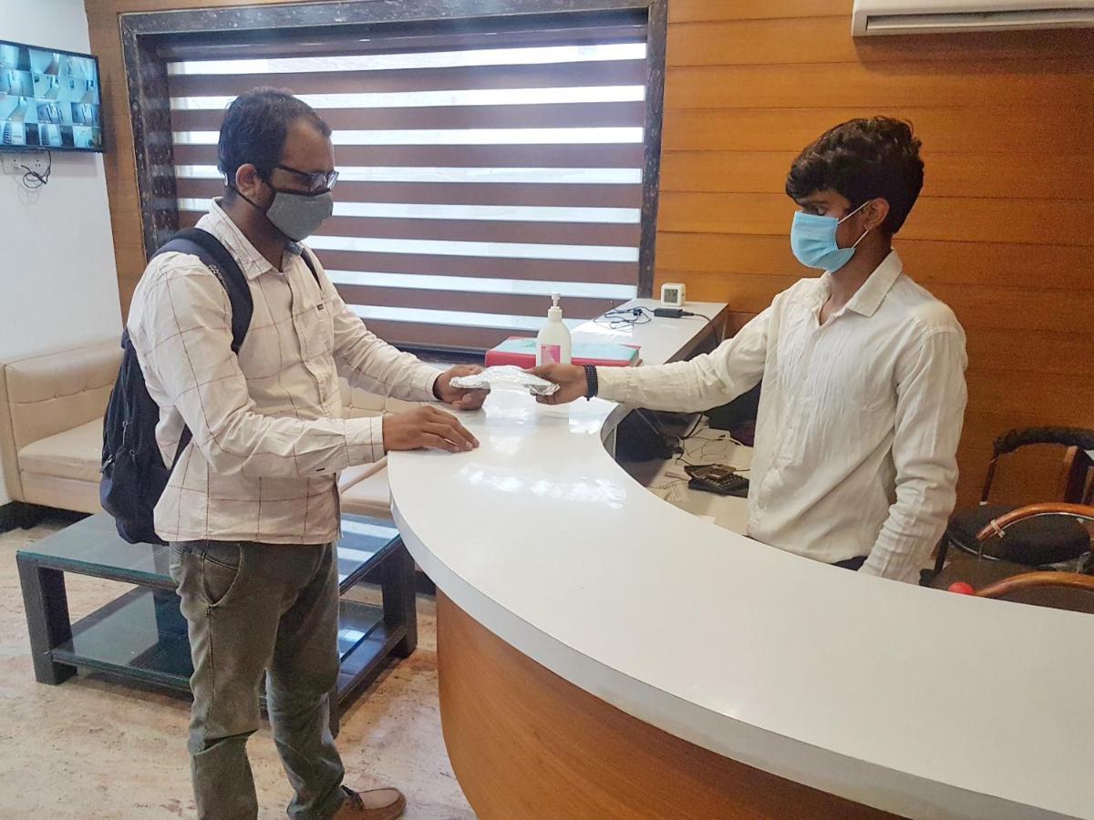 Airport Hotel Delhi Aerocity, 15 Mins Yashobhoomi New Delhi Exteriör bild