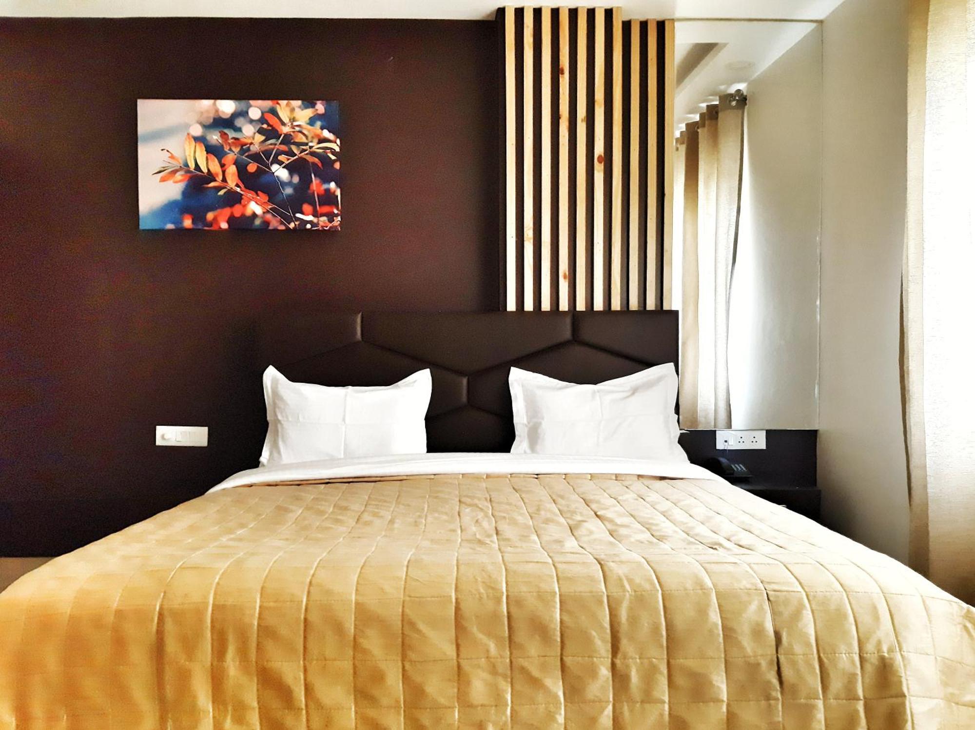 Airport Hotel Delhi Aerocity, 15 Mins Yashobhoomi New Delhi Exteriör bild