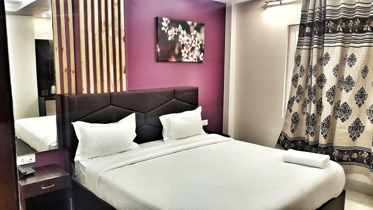 Airport Hotel Delhi Aerocity, 15 Mins Yashobhoomi New Delhi Exteriör bild